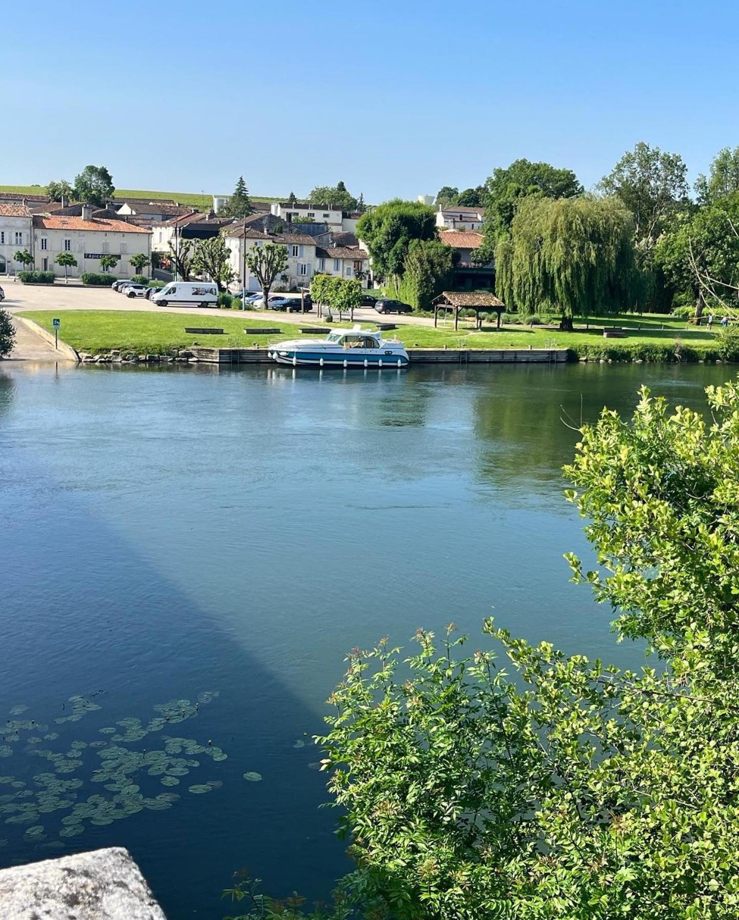 Willa Petit Moulin De Veillard Bourg-Charente Zewnętrze zdjęcie